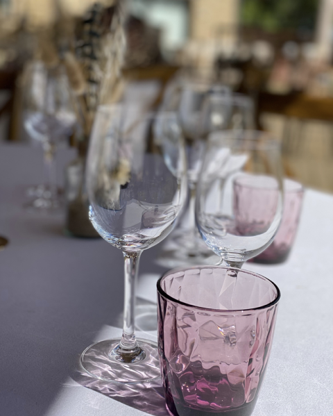 Feestelijke tafel 
landelijke tafel 
Goût du roi 
communie 
trouwfeest